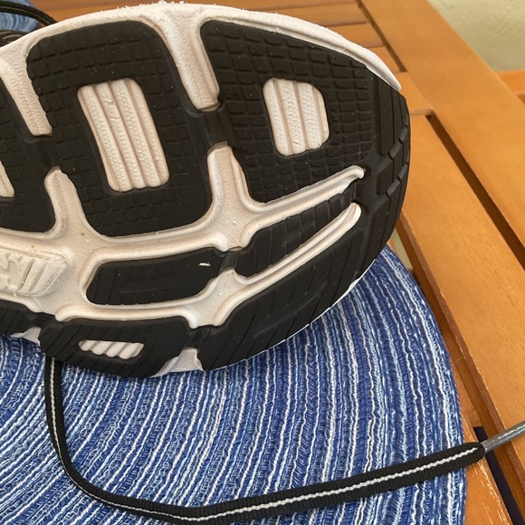 Hoka Bondi 7 Wide - Picture 4 of 8